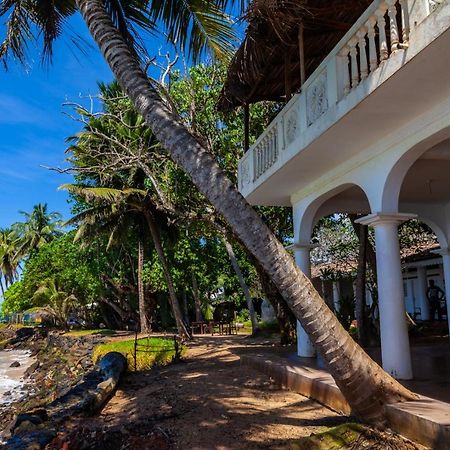 Palm Villa Mirissa Hotel&Spa Bagian luar foto