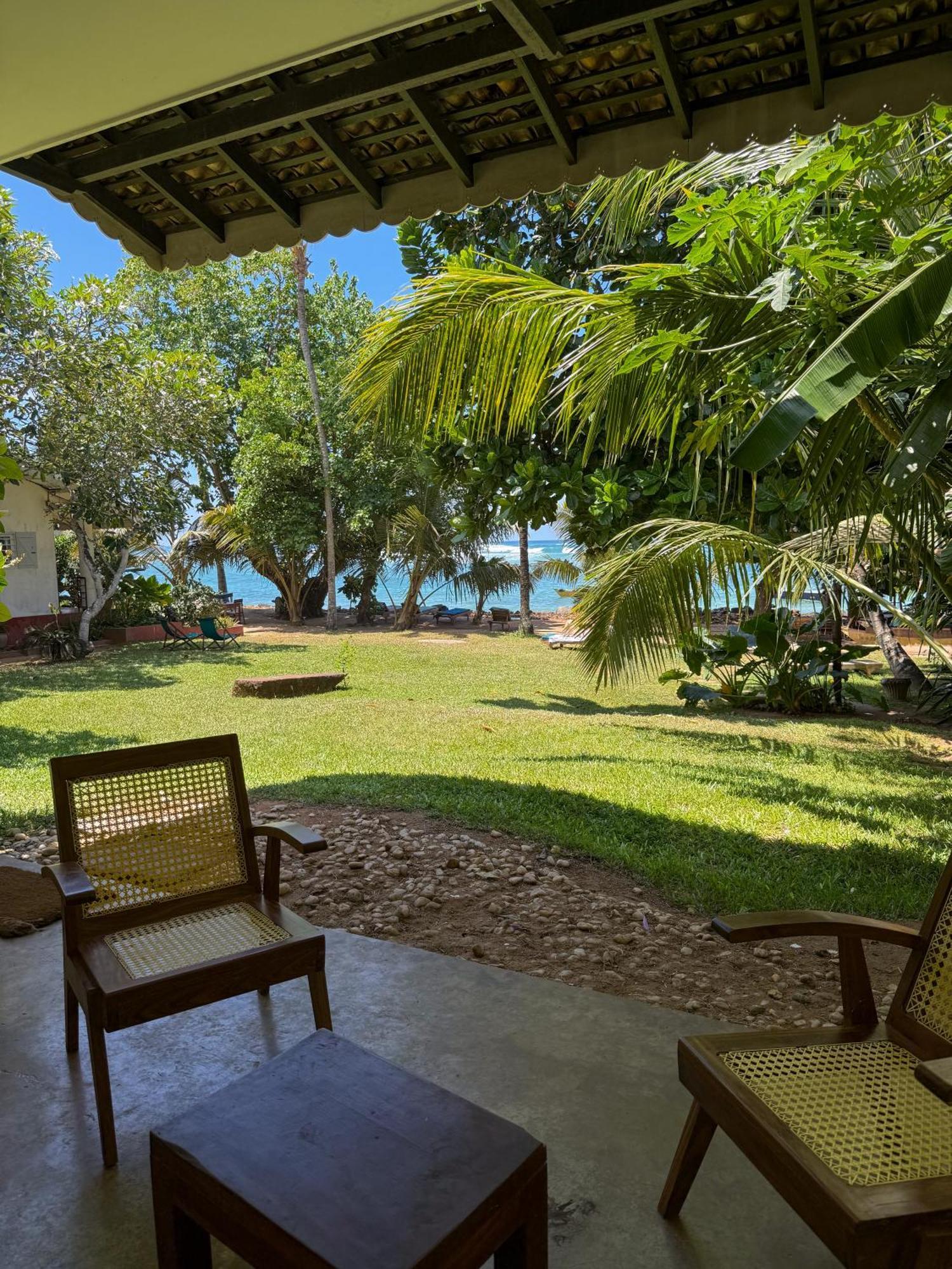 Palm Villa Mirissa Hotel&Spa Bagian luar foto